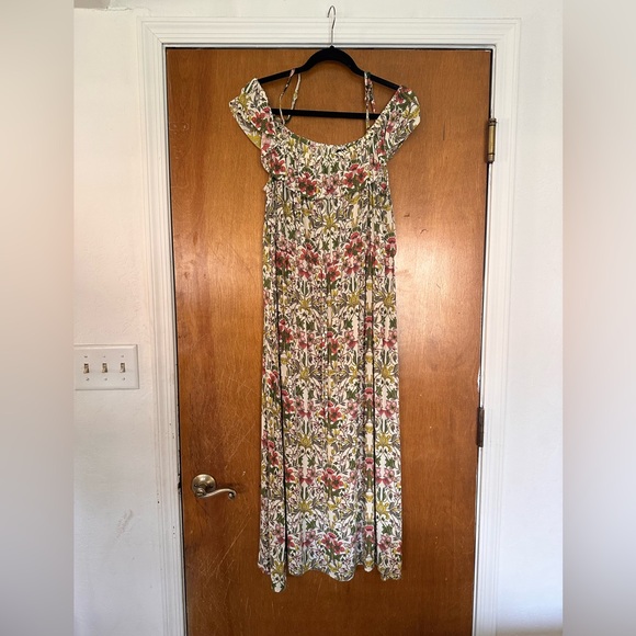 NVME from ASOS CURVE Ivory Floral Dress US 18 UK 22 Plus Size Maxi sundress sun - Picture 1 of 7